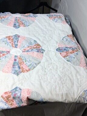1930's Vintage  84 X 80 Handmade Great Condition Cottagecore Ranch Light Quilt